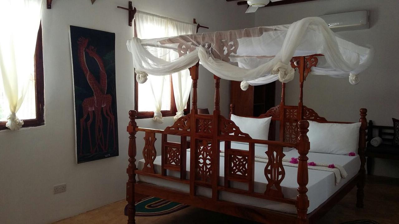 Emma Bay Beach House Michamvi Kültér fotó